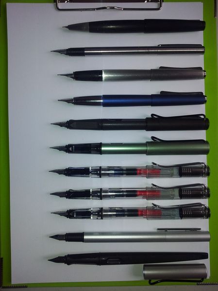 File:Fountain-Pens003.jpg